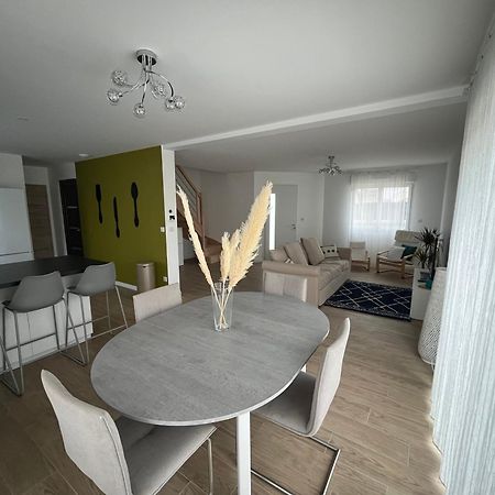 Superbe Maison Avec Jardin Bezannes ภายนอก รูปภาพ